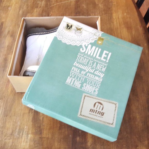 MTNG Mustang Womens 56383 Lace Up Boots, White - Picture 2 of 4